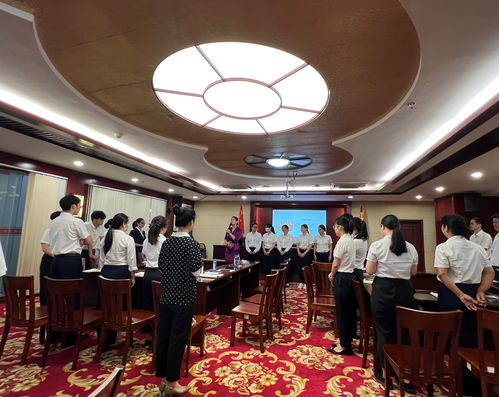 貴港市文旅投集團(tuán)舉辦會務(wù)商務(wù)禮儀專題培訓(xùn) 提升服務(wù)水平，樹立企業(yè)形象